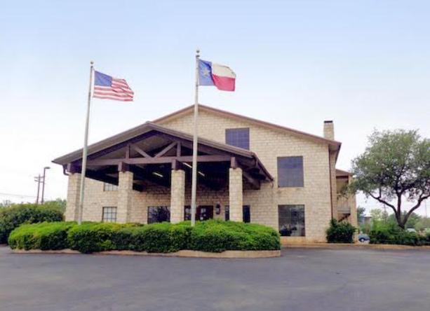 Fredericksburg Inn and Suites